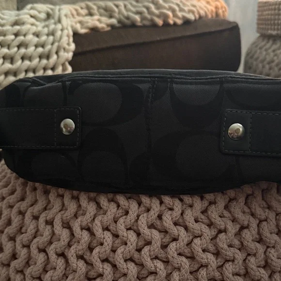 Y2K Black coach Shoulder Bag - Picture 7 of 13